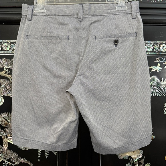 Banana Republic Aiden Gray Stretch Shorts Size 29 - Picture 2 of 6
